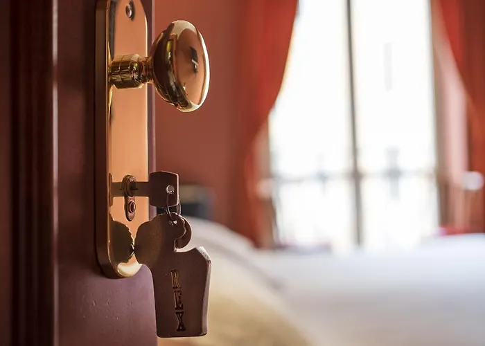 Rex Otel 4*