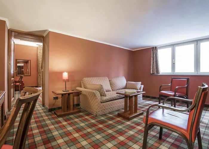 Rex Hotel